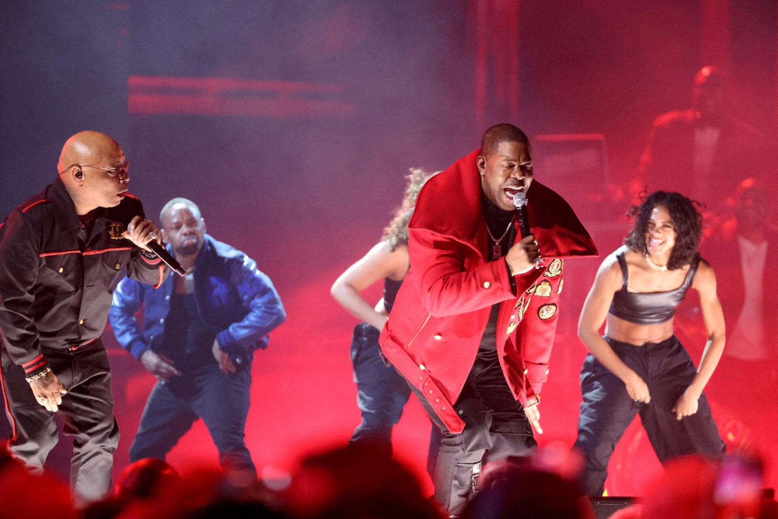 Busta Rhymes performs