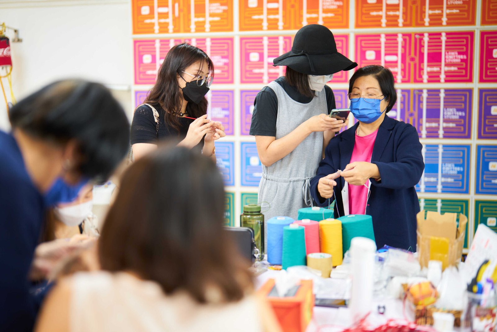 a2f532f7-7db2-48ac-a5d5-3391e7b7c612_75b09fa9 A workshop in the Laws Knitters Studio.