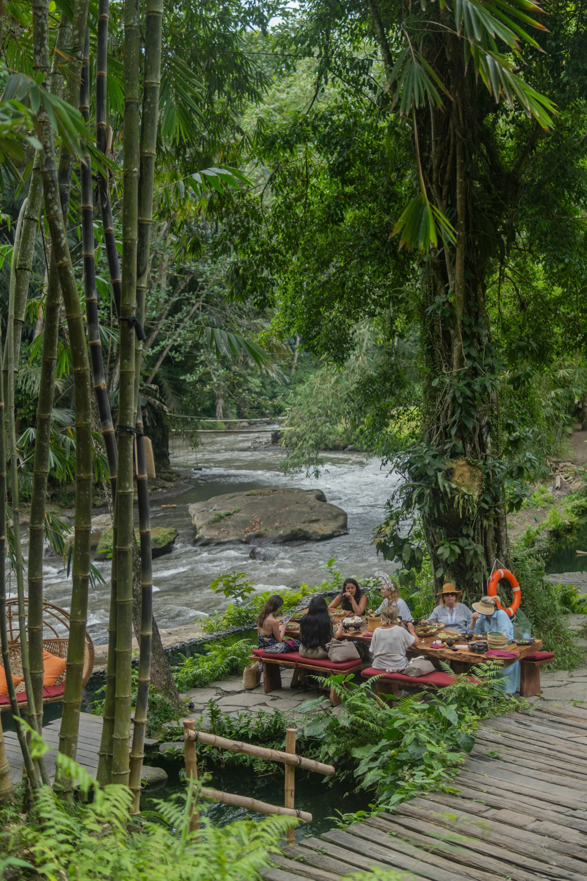 Photo by Bali Interiors.