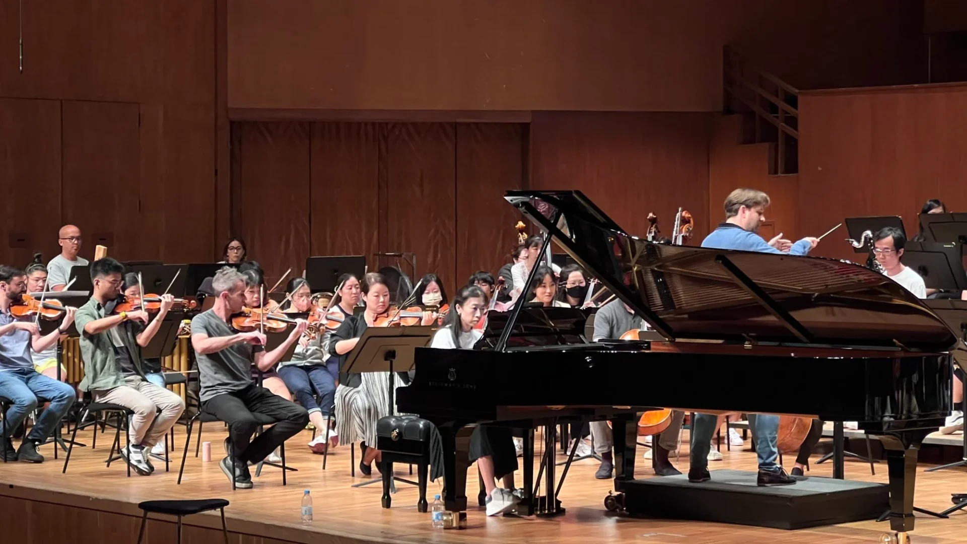 Photo by Hong Kong Sinfonietta.