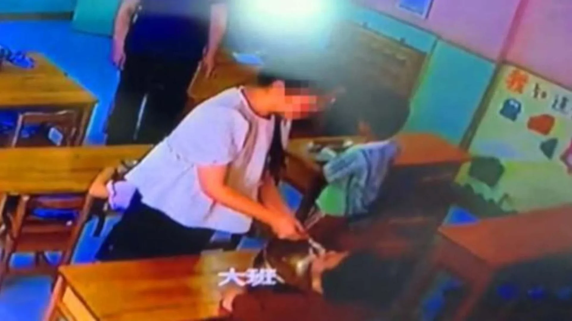 The father said they dressed the boy in new clothes for his birthday on that day, but when he came home his clothes were filthy and they were shocked to find out later what had actually happened. Photo: Douyin