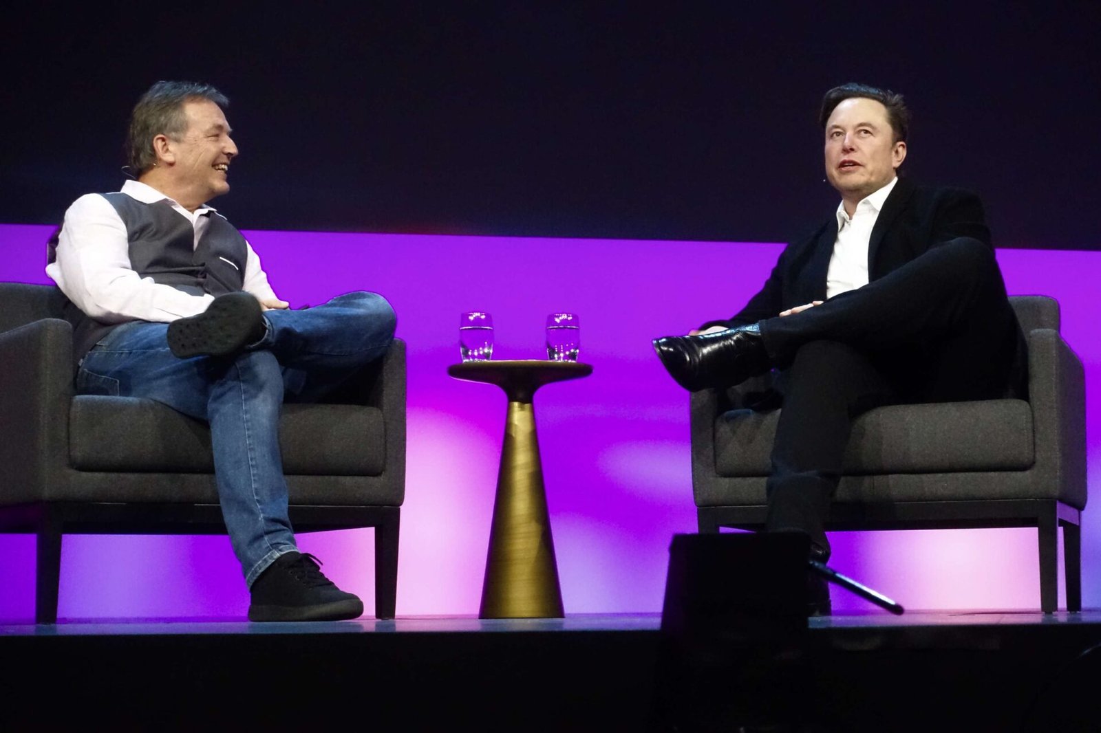 Musk Rejects Report That Tesla May Sell China Business Amid SpaceX Merger Talk