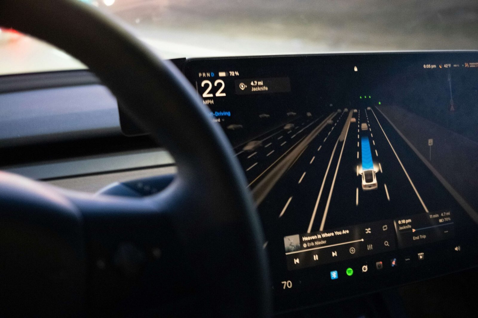 Einride Adds 500 Tesla Semi Trucks to Expand North American Fleet