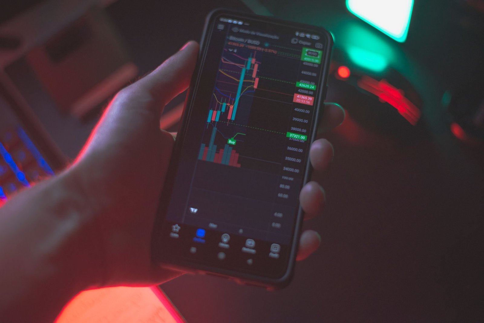 Morgan Stanley Lifts Robinhood Target to $150, Sees 43% Upside